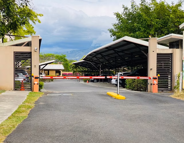 Venta de condominio en la Guácima casi frente a Hacienda Los Reyes. - Imagen 5