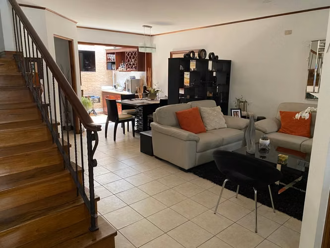 Venta de Amplia Casa en Condominio, Sabana Norte. - Imagen 13