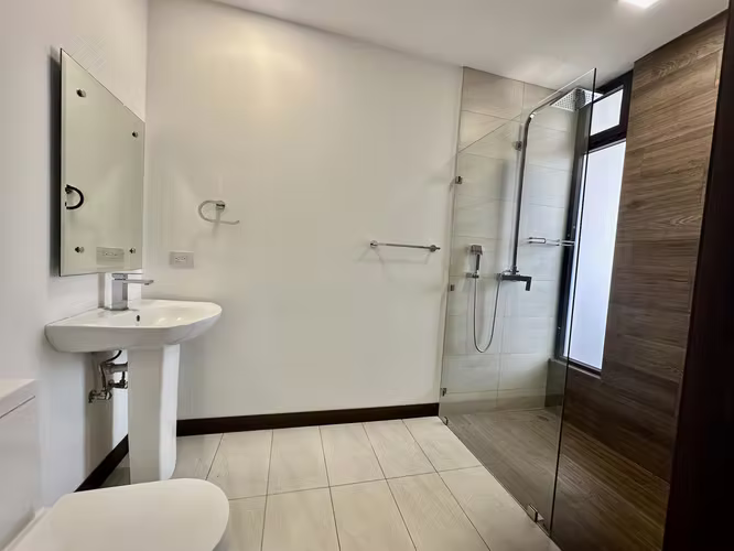 Alquiler | Casa con Línea Blanca | Hacienda del Sol, Pozos de Santa Ana (FAU) - Imagen 10
