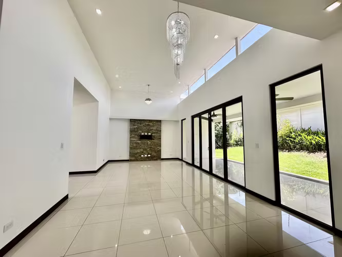 Alquiler | Casa con Línea Blanca | Hacienda del Sol, Pozos de Santa Ana (FAU) - Imagen 6