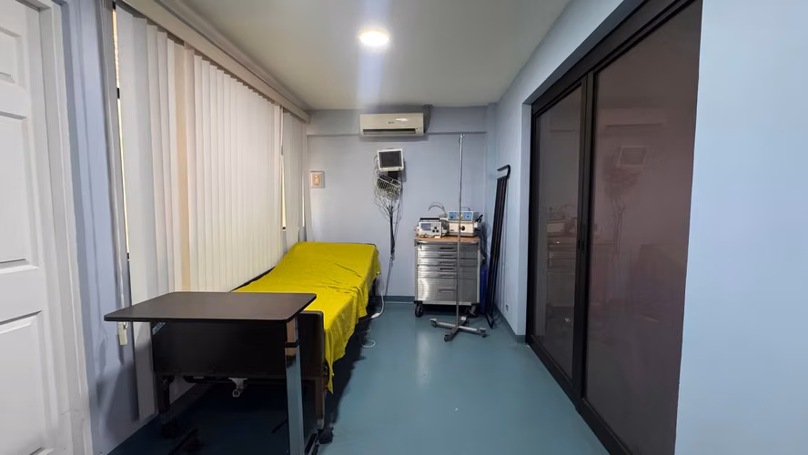 Venta de 2 consultorios médicos cerca del Hospital de Niños, San José (AD) - Imagen 4