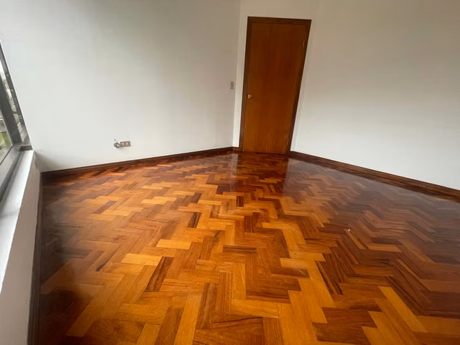 Venta Oficina Corporativa de Alto Perfil ene el Este