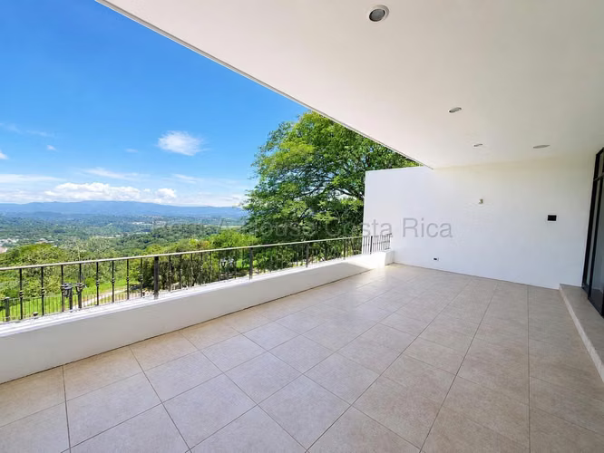 Venta de Casa en Ciudad Colón - Imagen 9