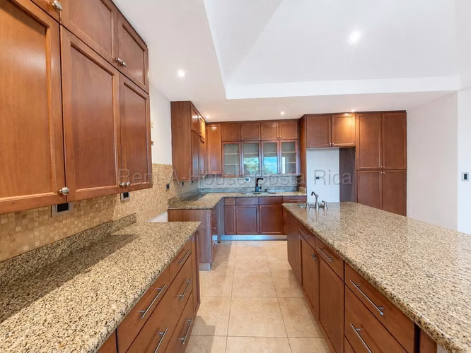 Venta de Casa en Ciudad Colón - Imagen 11