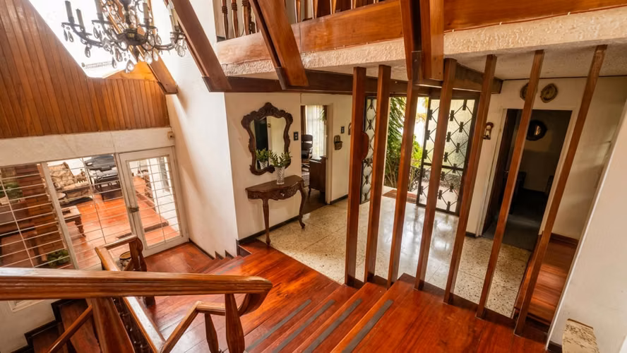 For Sale Mixed-Use Commercial/Residential House in Tres Ríos (AD)
