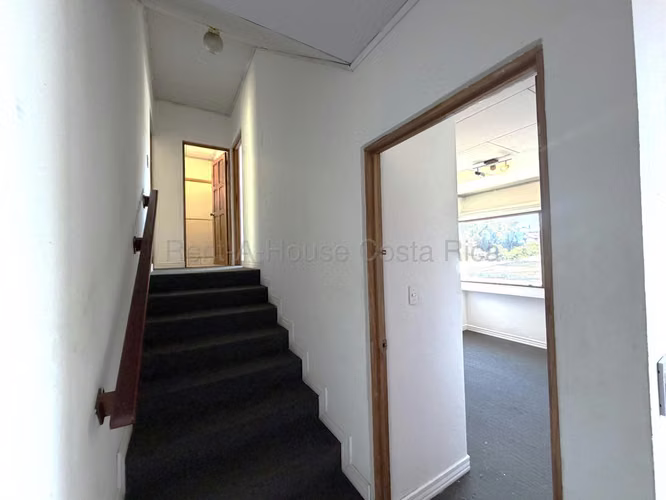 Venta de casa en Colonia del Rio Guadalupe Goicoechea - Imagen 10