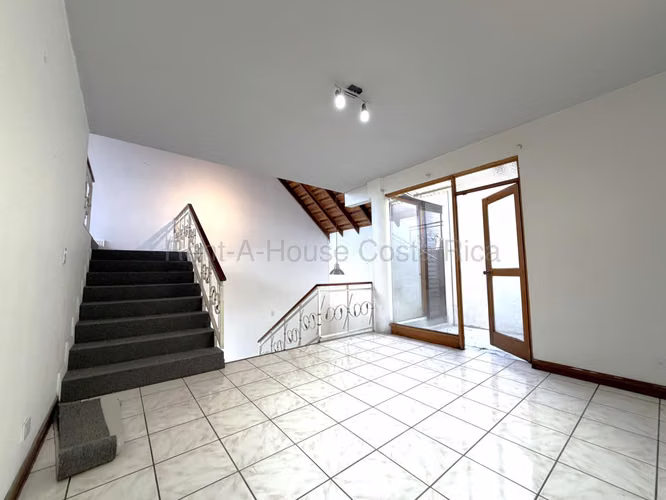 Venta de casa en Colonia del Rio Guadalupe Goicoechea - Imagen 17