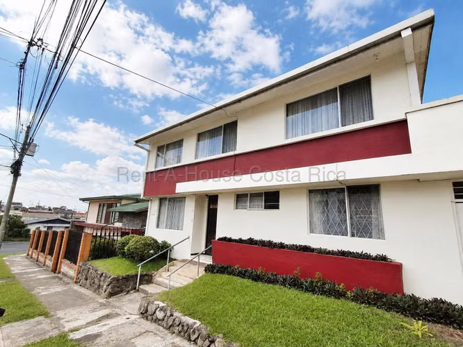 Venta de Casa con 5 habitaciones en Mercedes Montes de Oca - Imagen 12