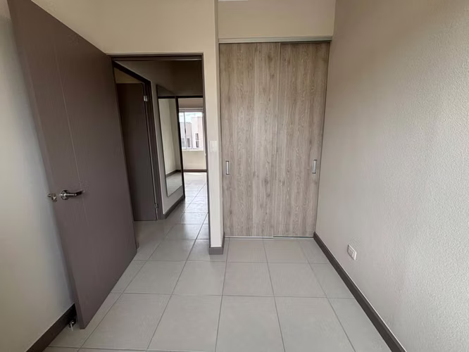Apartamento para Estrenar en Alquiler | Condominio Nova, San Miguel de Desamparados