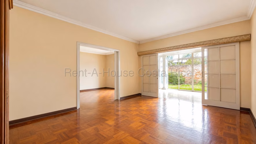 Venta de casa  de un nivel con uso mixto en Barrio Escalante - Imagen 2