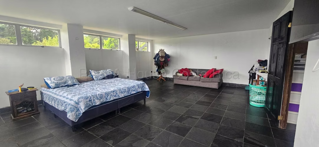 Venta de casa en lote de 1.765 m2 en San Isidro Heredia - Imagen 10