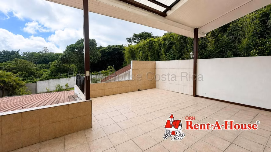 Venta de casa con 5 habitaciones  Uso Mixto en San Ramón de Tres Rios - Imagen 4