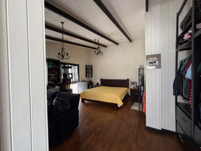 Se vende casa amplia y funcional en Ciruelas de Alajuela - Imagen 7