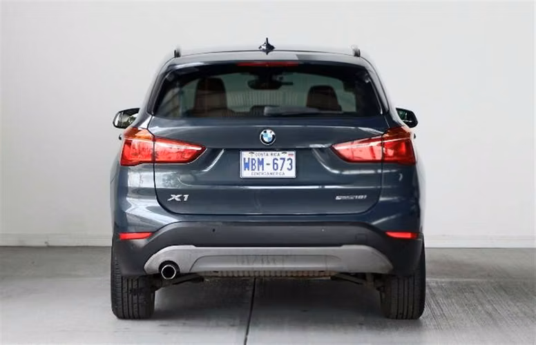 BMW X1 2019 AUTOMÁTICA GASOLINA AZUL