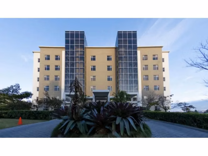 Vendo Condominio Alta Pietra en Bello Horizonte de Escazu
