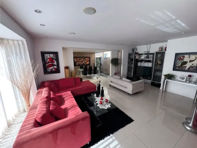 Hermoso Condominio en Venta en Santa Ana Centro - Imagen 2