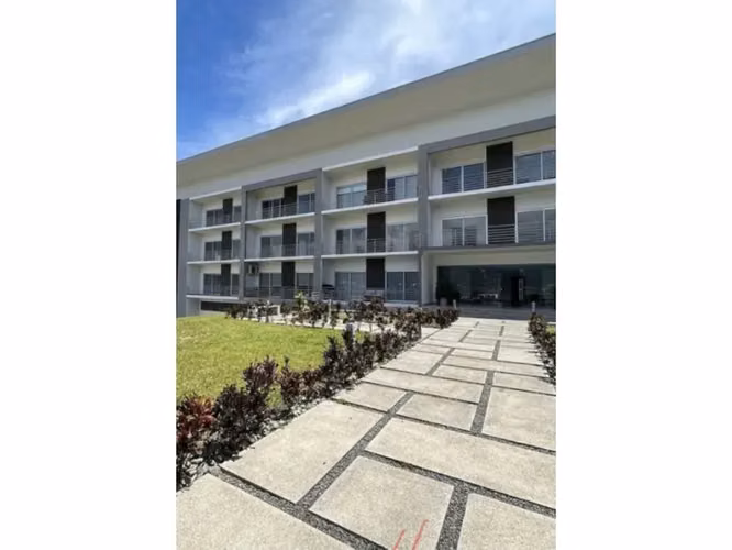 Apartamento/Condominio Versátil en Pozos, Santa Ana - Imagen 2