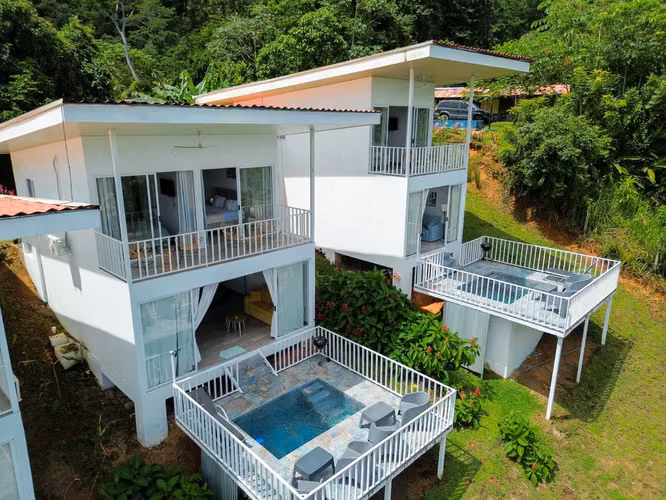 Villas Modernas con Vista al Mar en Playa Pita, Tres Villas Privadas con Configuraciones de Una y Dos Habitaciones