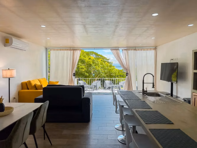 Villas Modernas con Vista al Mar en Playa Pita, Tres Villas Privadas con Configuraciones de Una y Dos Habitaciones
