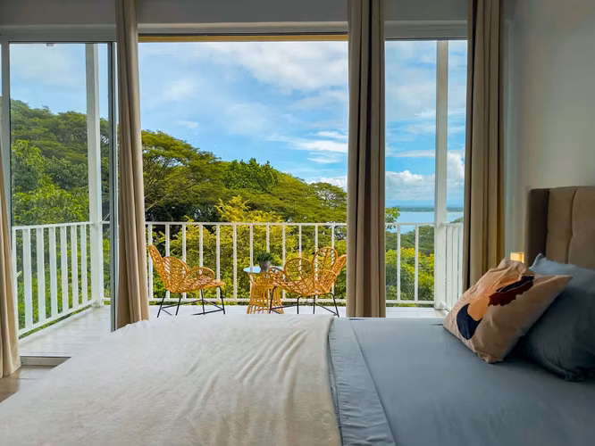 Villas Modernas con Vista al Mar en Playa Pita, Tres Villas Privadas con Configuraciones de Una y Dos Habitaciones