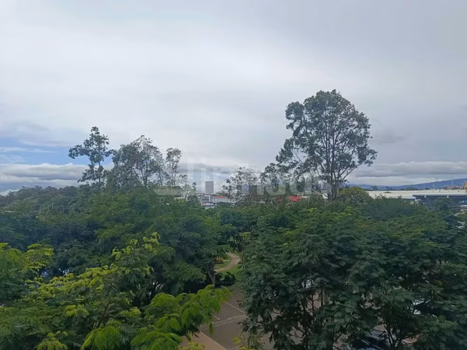 Venta de apartamento esquinero en torre en zona Cariari - Imagen 8