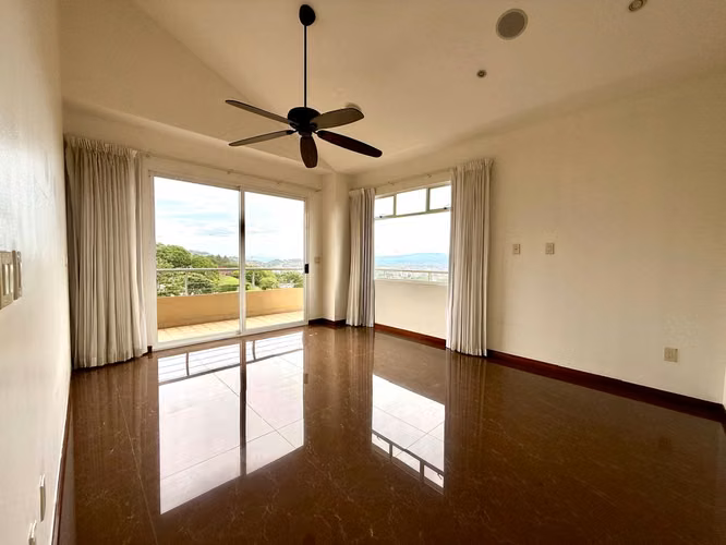 ALQUILER Y VENTA DE APARTAMENTO  EN CONDOMINIO VALLE ARRIBA - Imagen 12