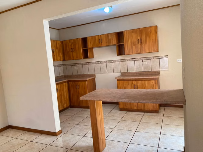 Se alquila apartamento en Tibas