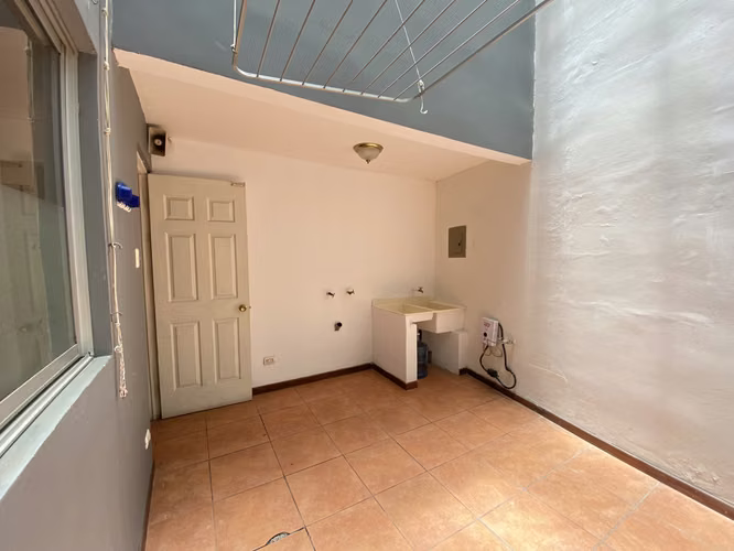 Alquiler de Apartamento en Guachipelín Norte de Escazú 420.000 - Imagen 15