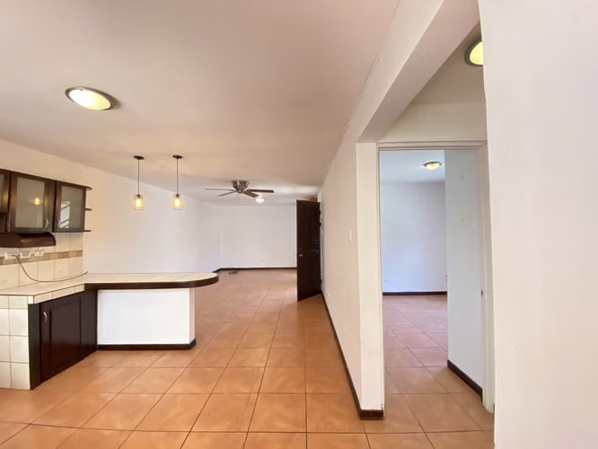 Alquiler de Apartamento en Guachipelín Norte de Escazú 420.000 - Imagen 5