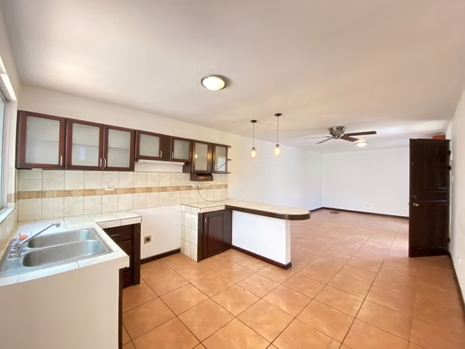 Alquiler de Apartamento en Guachipelín Norte de Escazú 420.000 - Imagen 12