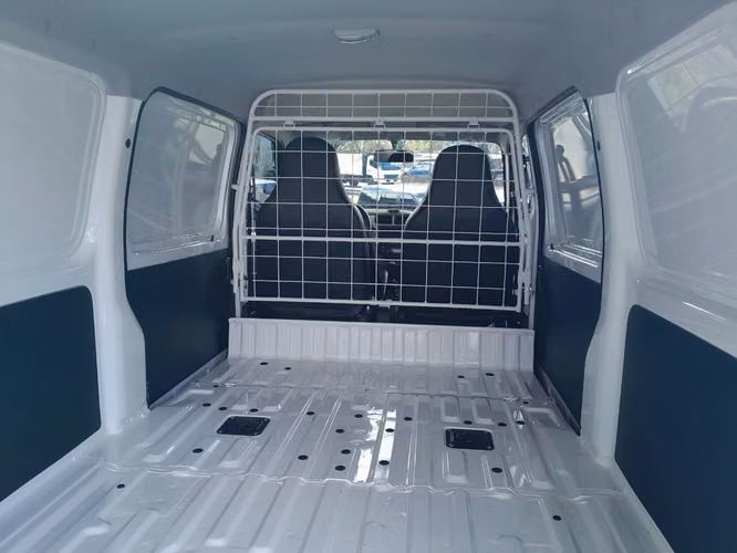 Buscas una panel confiable, espaciosa y de bajo consumo Suzuki EECO es ideal
