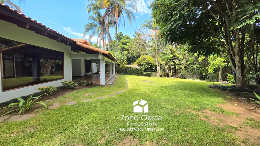 OPORTUNIDAD! Venta exclusiva casa en terreno de 2000m2, Jaboncillos Escazú - Imagen 5
