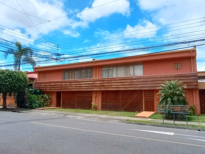 Pinares-4 hab-Lindo-Seguro-Silencioso-200m2 - Imagen 2