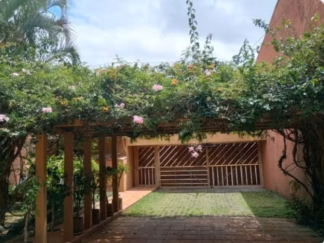 87125 / Alquiler / Pinares / Casa de 2 niveles / Cocina remodelada / Oficina - Imagen 4