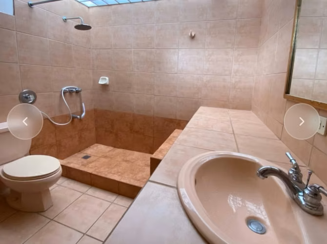 87125 / Alquiler / Pinares / Casa de 2 niveles / Cocina remodelada / Oficina - Imagen 8