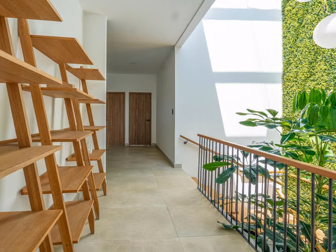 VENTA DE CASA EN CONDOMINIO EN ESCAZÚ PARA ENTREGA INMEDIATA - Imagen 11