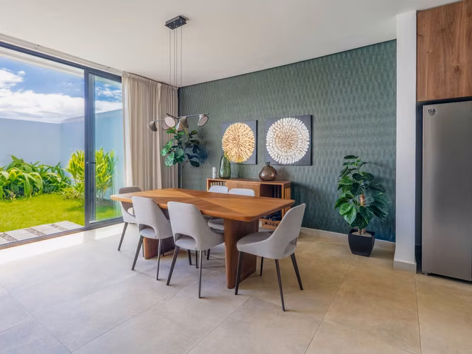 VENTA DE CASA EN CONDOMINIO EN ESCAZÚ PARA ENTREGA INMEDIATA - Imagen 3