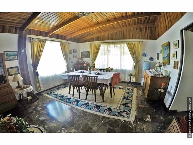 Terreno con 2 casas en venta El Carmen de Guadalupe - Imagen 3