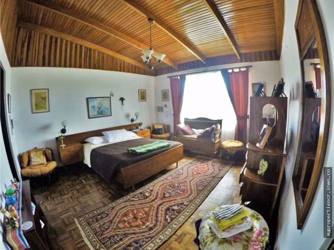Terreno con 2 casas en venta El Carmen de Guadalupe - Imagen 9