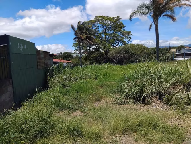 Venta de Lote plano a calle principal - Imagen 2