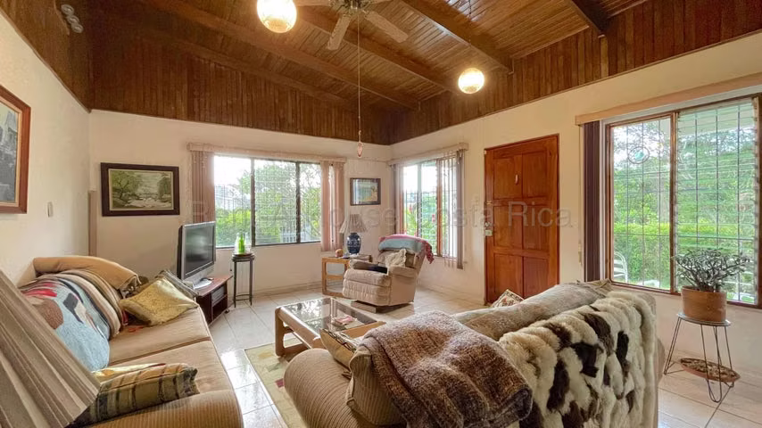 Casa esquinera en venta – San Rafael de Escazú EB 27-289 - Imagen 5