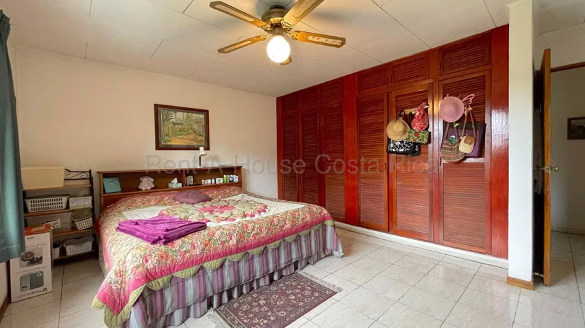 Casa esquinera en venta – San Rafael de Escazú EB 27-289 - Imagen 11