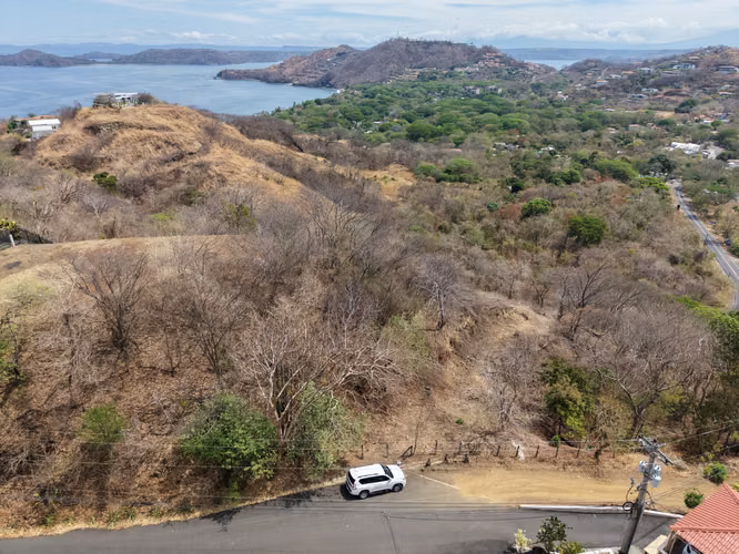 Lote con Vista al Mar Ideal para un Desarrollo de 6 Unidades en Playa Hermosa - Imagen 13
