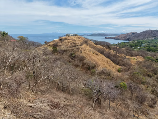 Lote con Vista al Mar Ideal para un Desarrollo de 6 Unidades en Playa Hermosa - Imagen 7