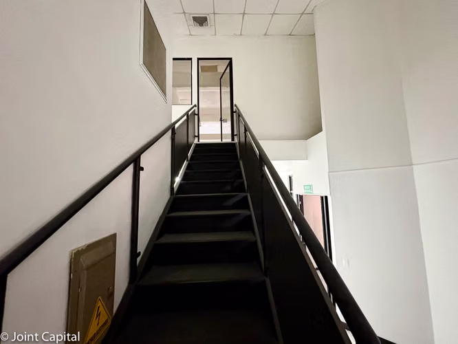 Local Comercial u Oficina en Alquiler en San Rafael de Escazú | 130 m² - Imagen 9