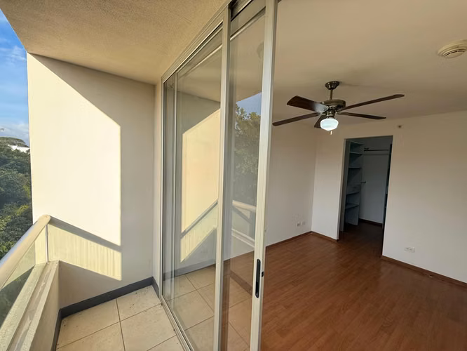 Alquilo lindo apartamento en torre Heredia condominio BellaVista - Imagen 10