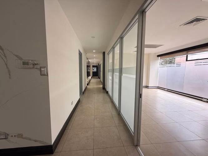 Alquiler de oficinas en Business Center, Paseo Colón - Imagen 5