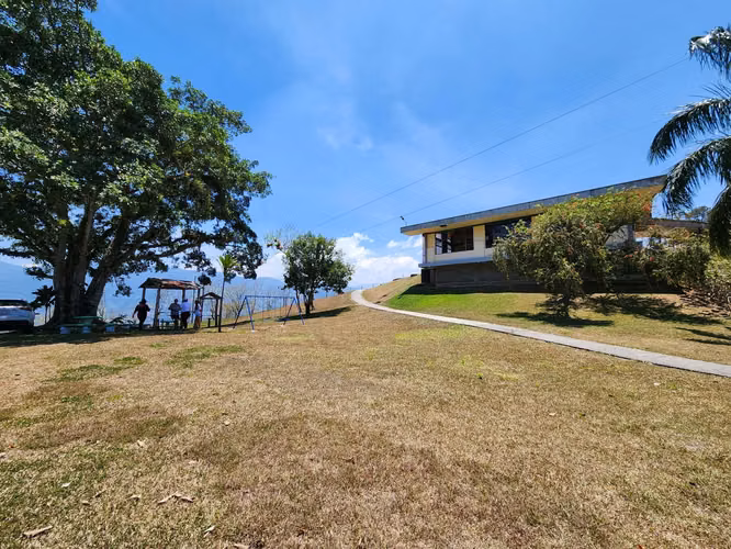 Venta de finca de interés Turístico - Comercial Birrisito Paraíso Cartago