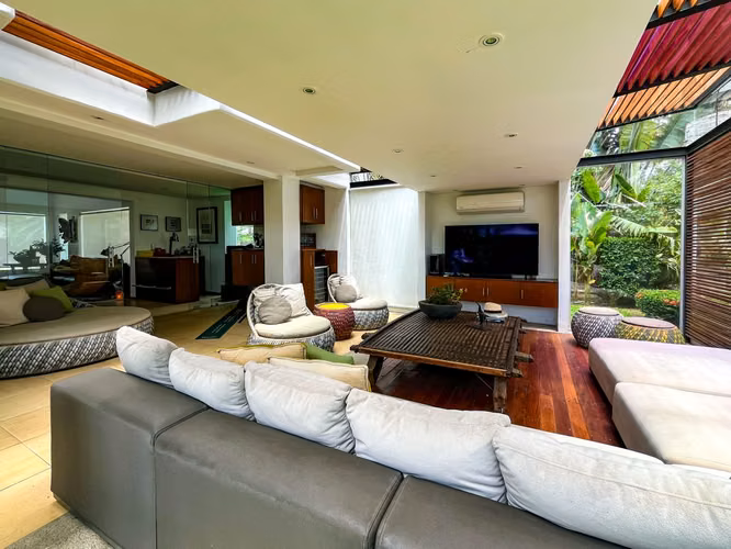 VENTA DE CASA EN VALLE DEL SOL CON VISTA AL GOLF - Imagen 9