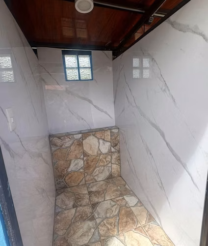 Venta Casa y cabinas en Esparza con piscina - Imagen 19